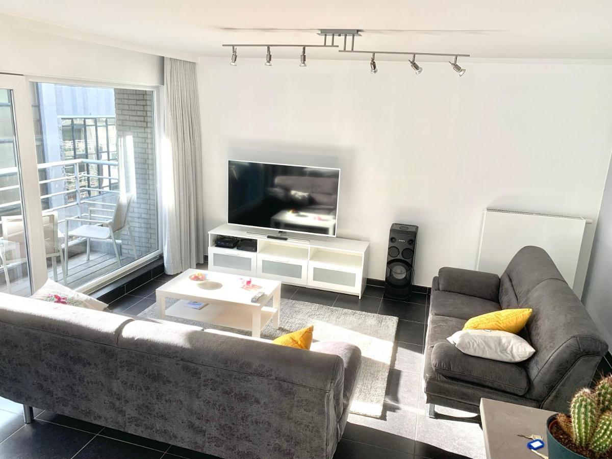Vakantieappartement Emiel Centrum Oostende Met Garage 外观 照片